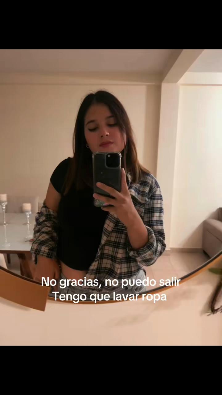 @nashapazmino_