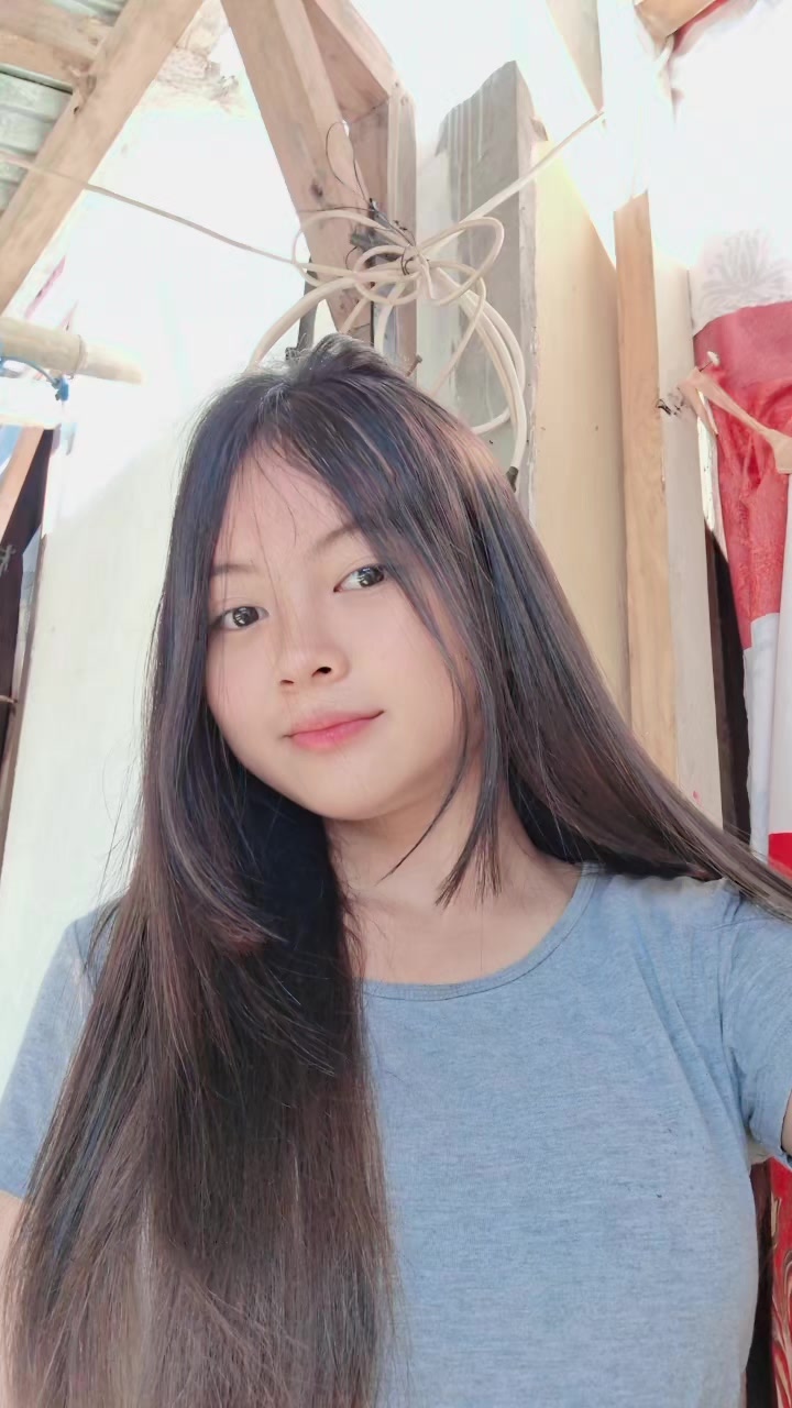 @𝐁T̸ | F L Y Y