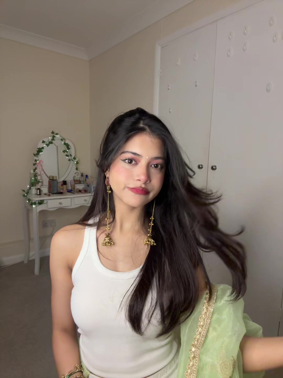 @Simmiyaiii