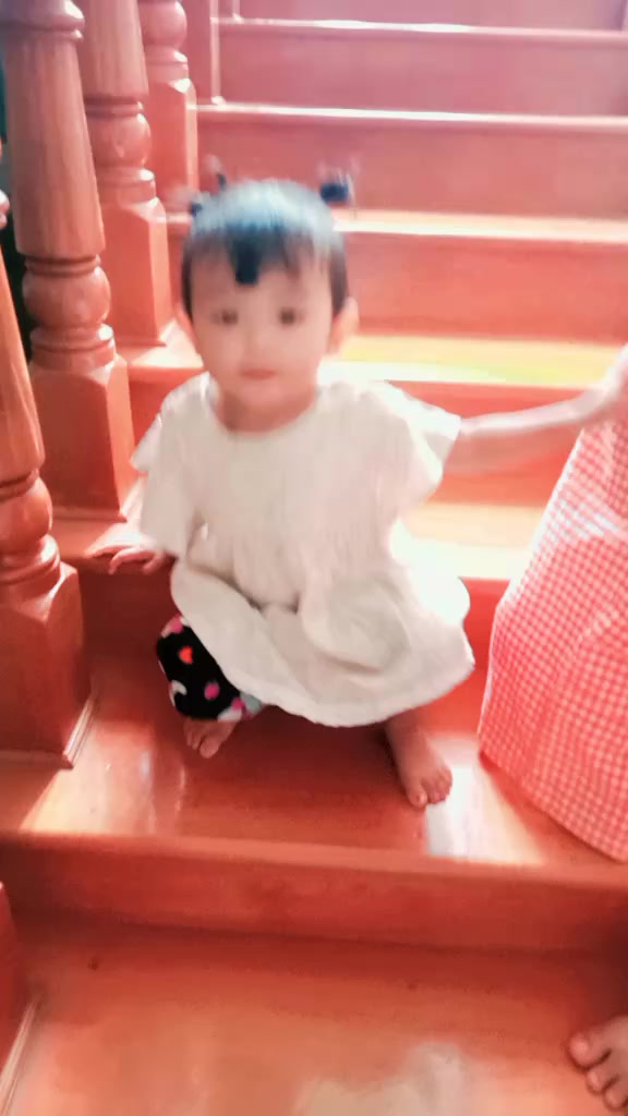 @💛Thwal Thwal Hnin💛
