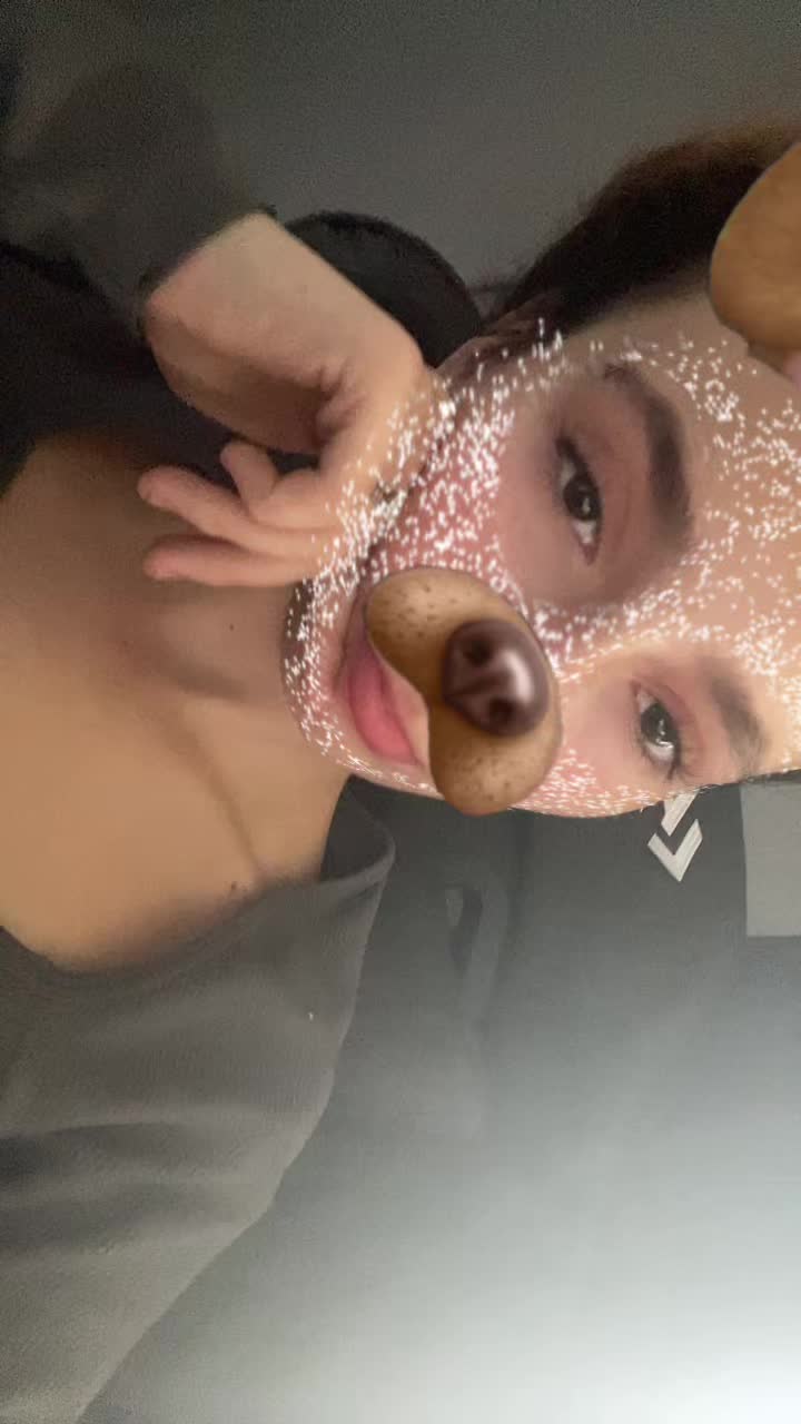 @Ella