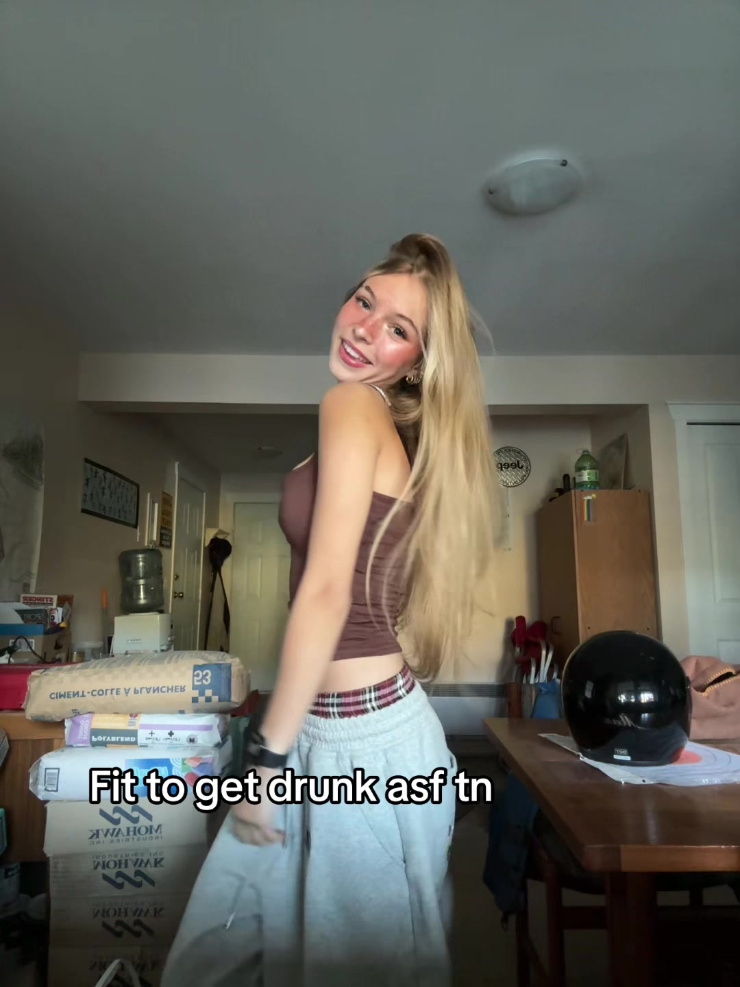 @𝓝𝓲𝓴𝓲 🎱🐆💋🥂