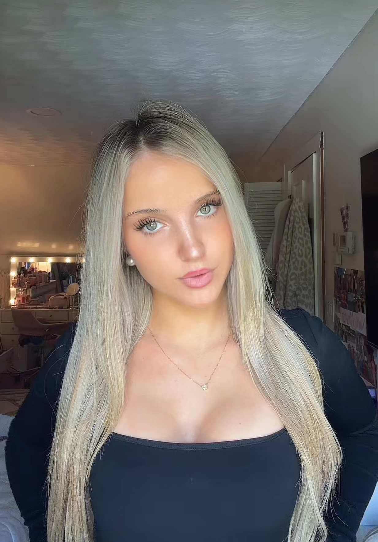 @Nicole