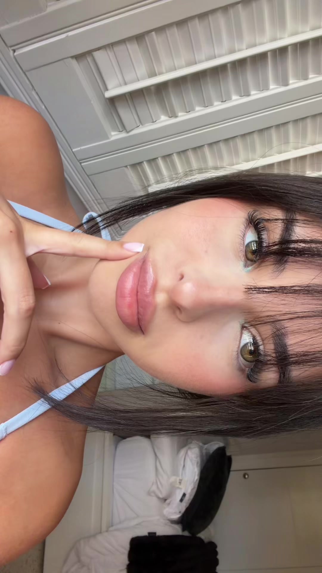 @vickyguez
