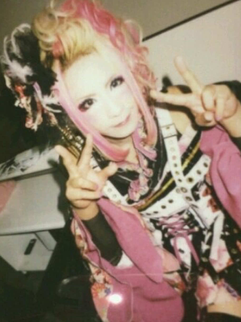@kei || BLINGY VISION WINGS✧