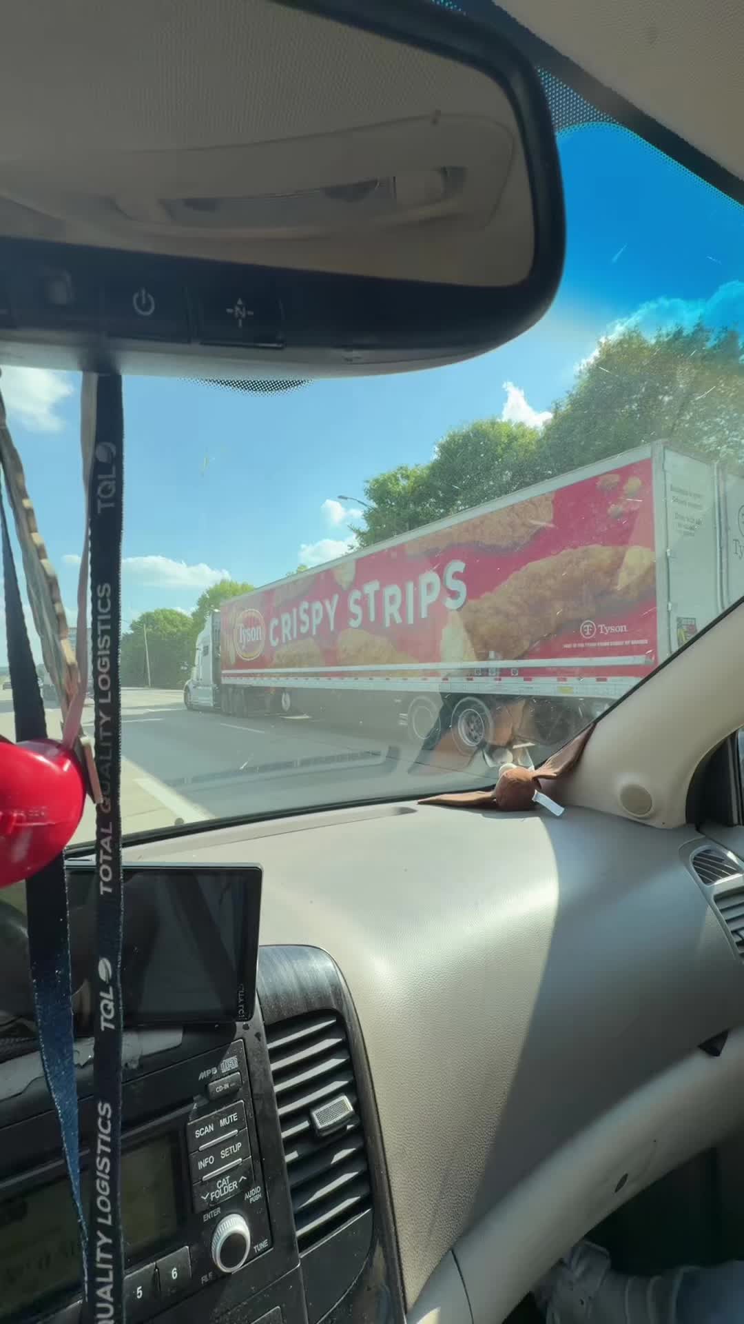@e t h a n E n n i s