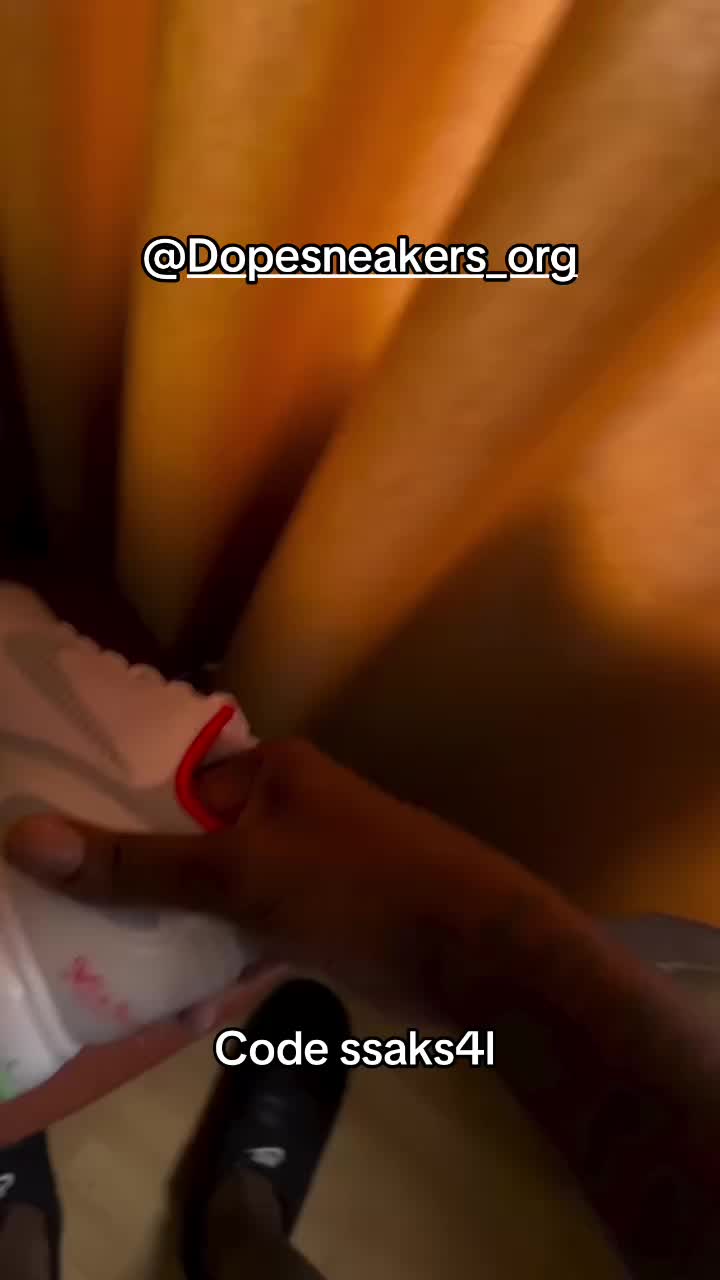 @⃟