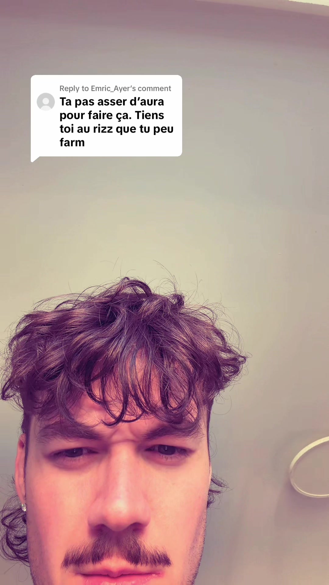 @Yzaia