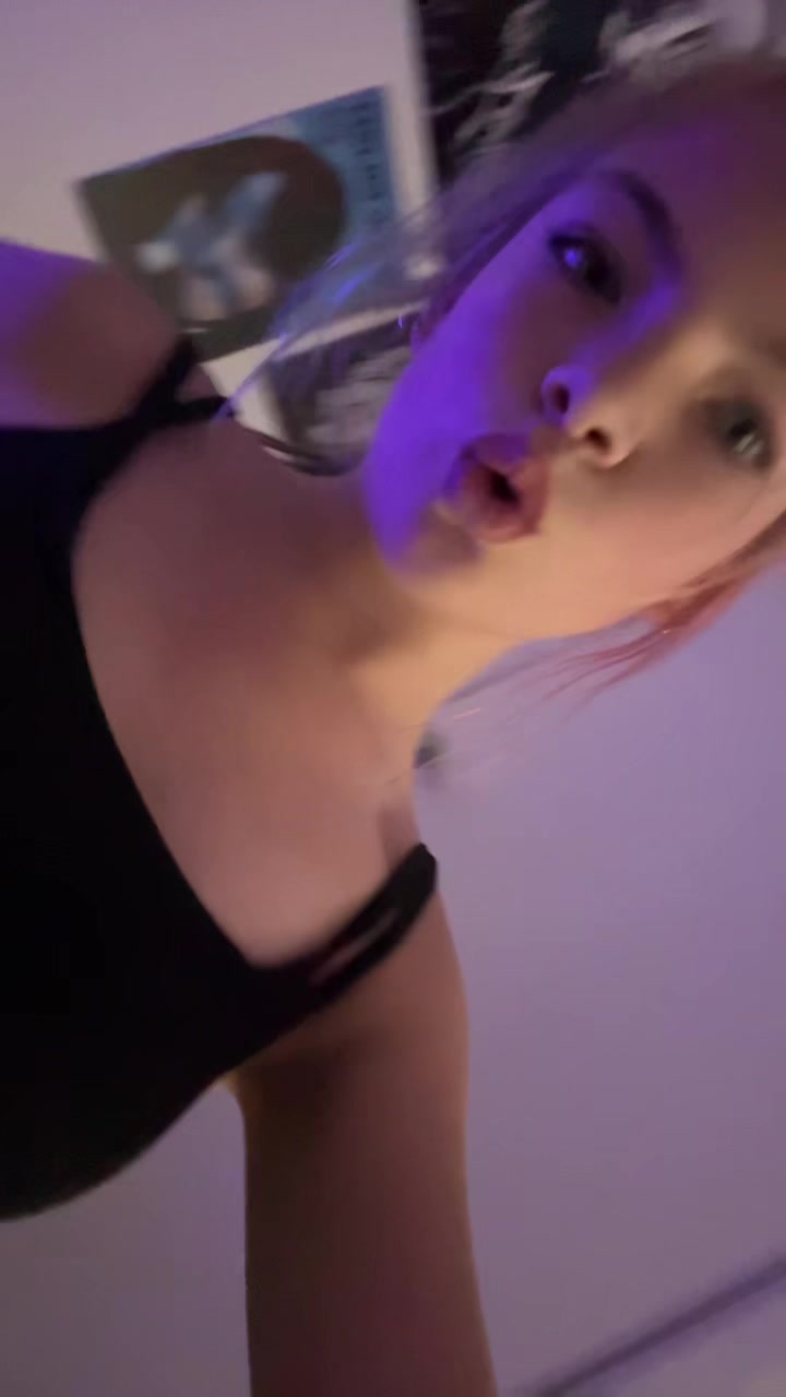 @not_ivy44
