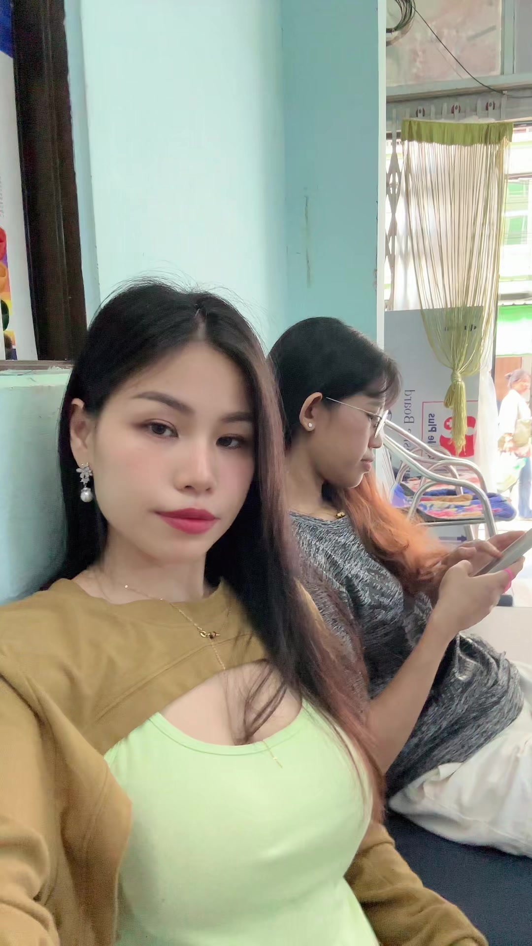 @KhinPOPOHtet