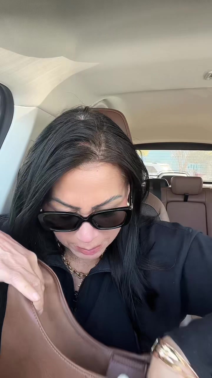 @yvonne.ghalleb ✝️