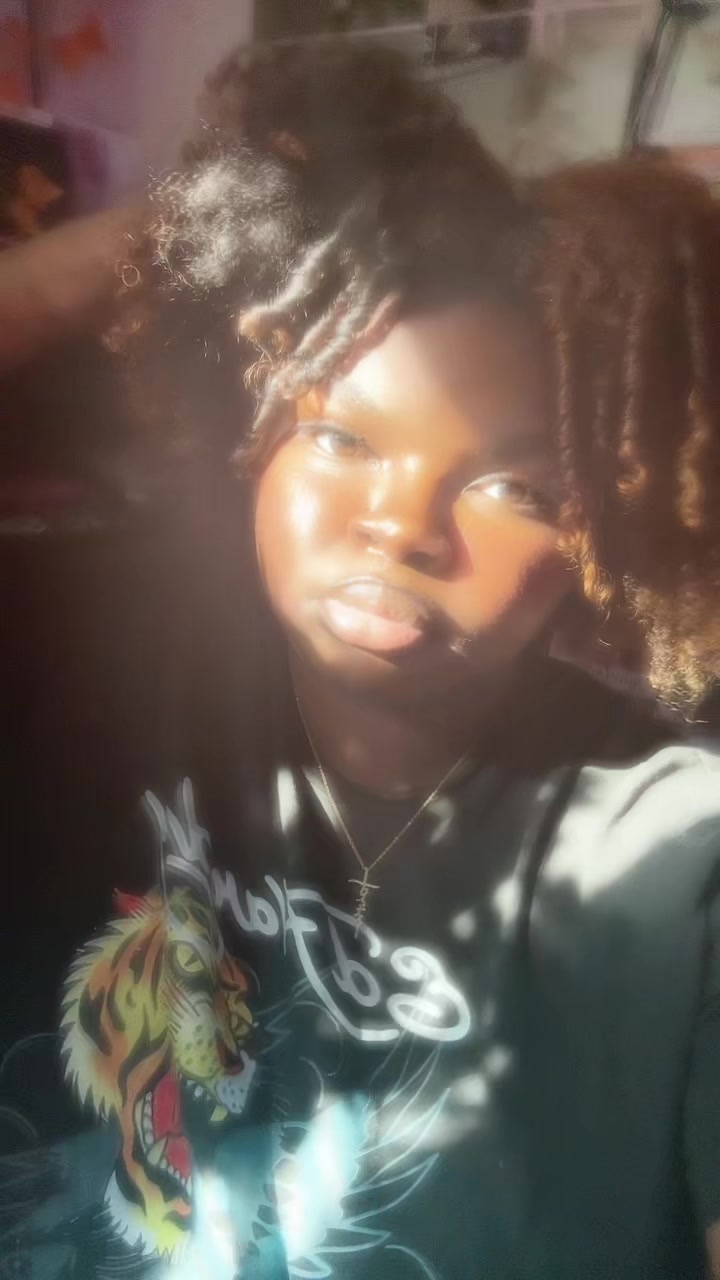 @𝓿𝓪𝓷𝔃. 🪬🤍