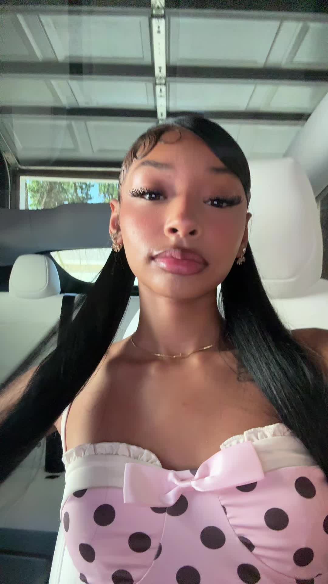@bk<3