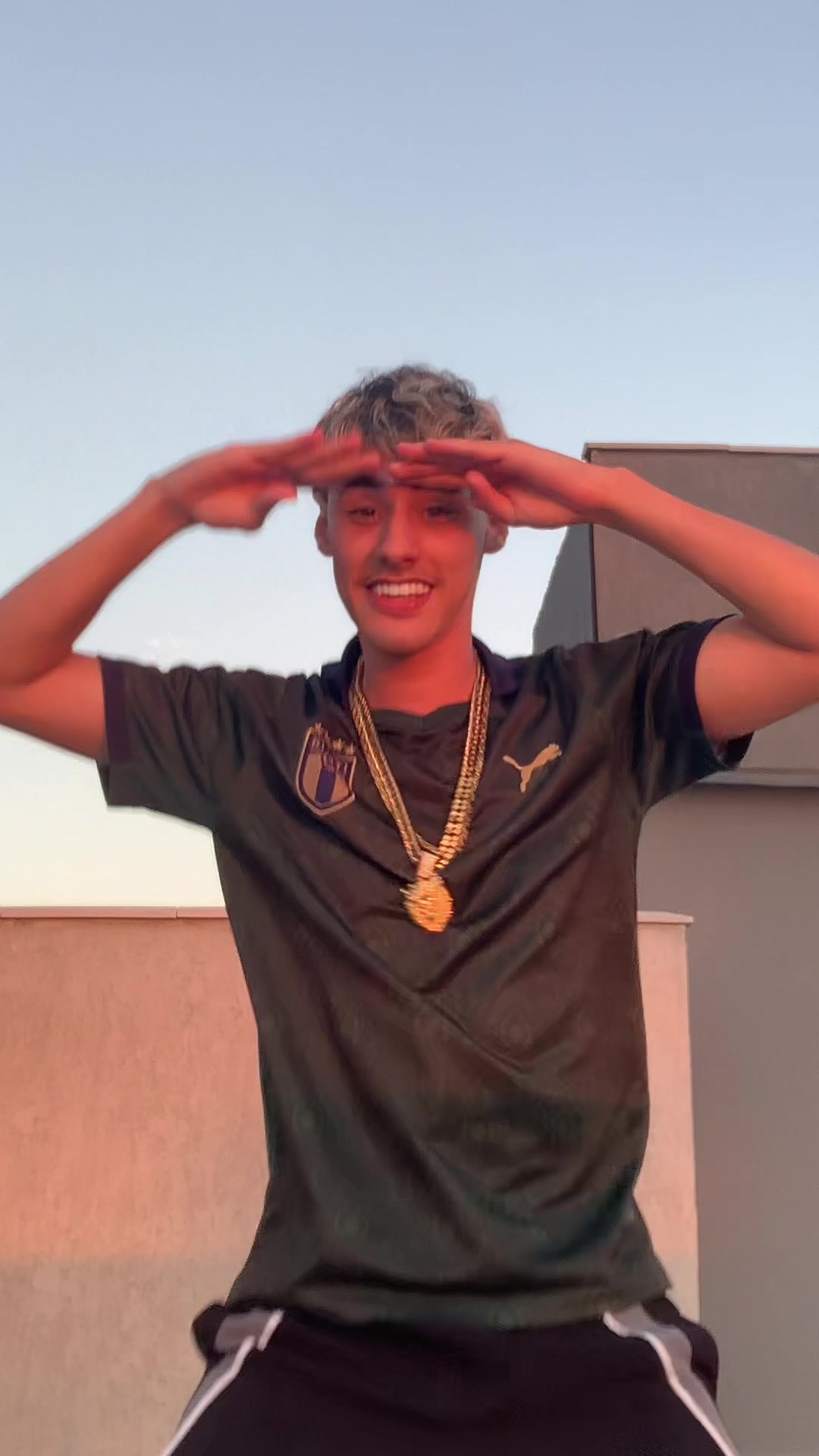 @𝐊𝐚𝐳𝐢𝐧🤴🏻