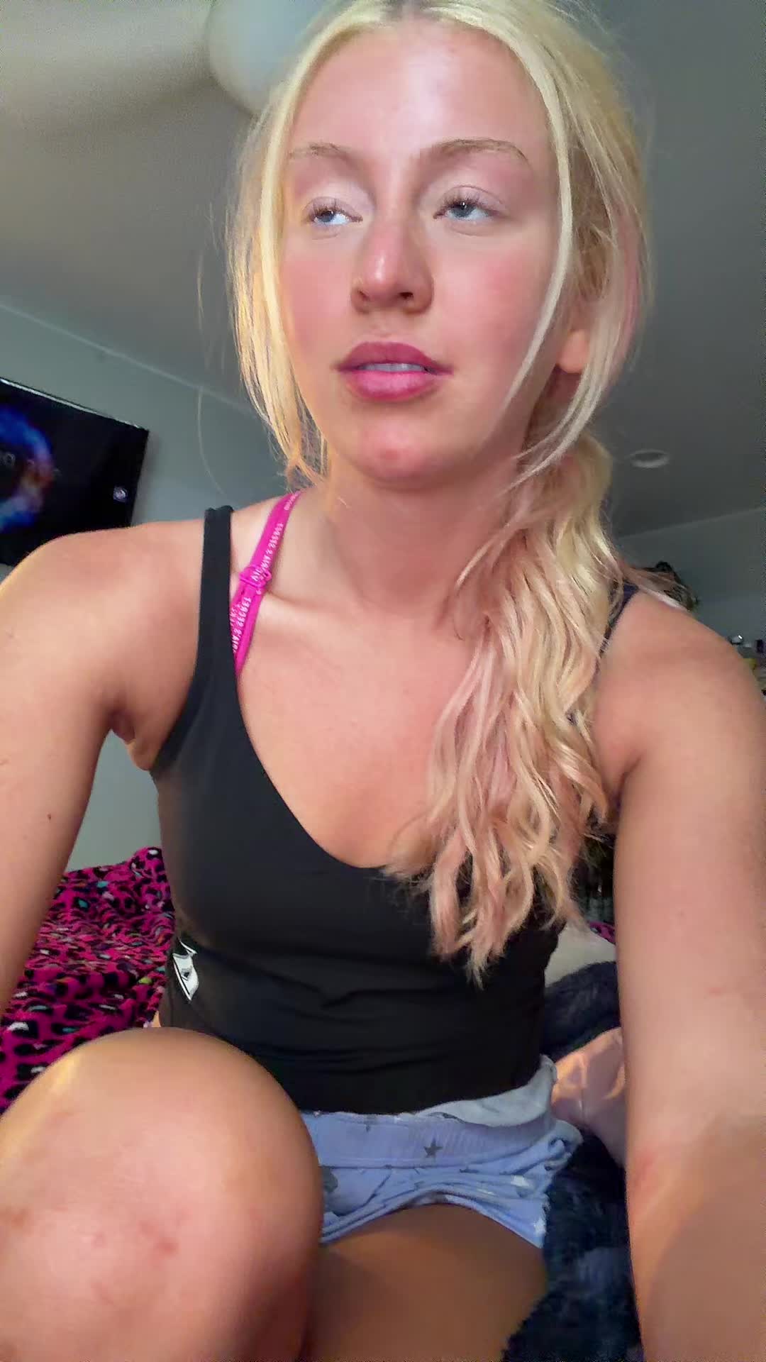 @Liv
