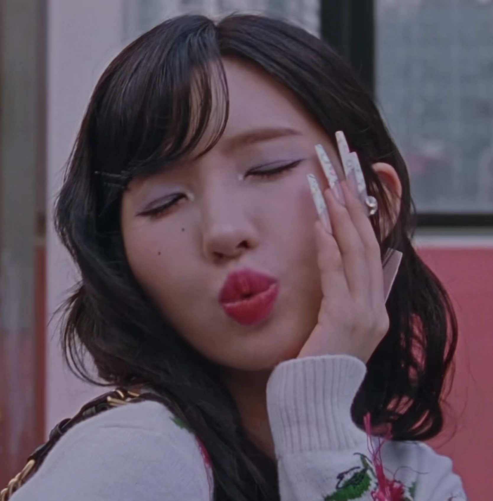 @K-pop Glitchcore