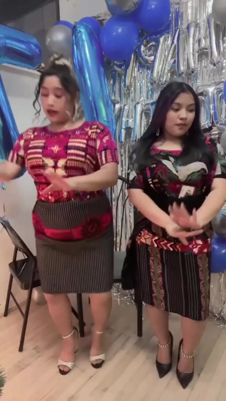 @TikHot