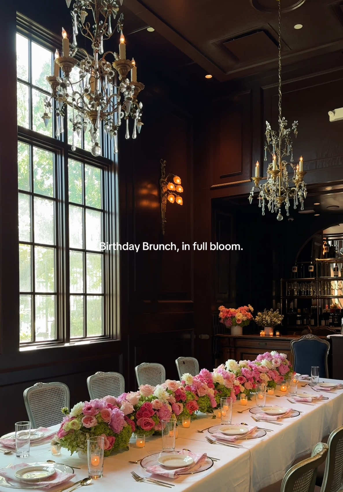 @HTX Floral & Event Designer