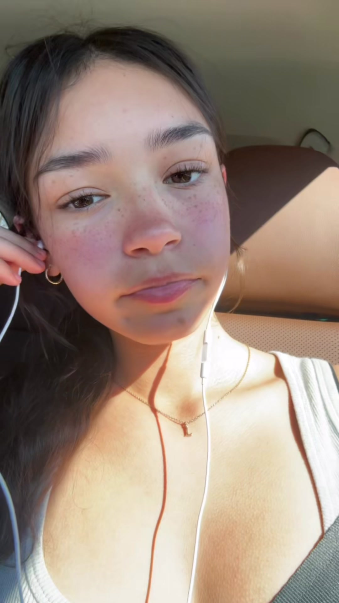 @notleilahgetout