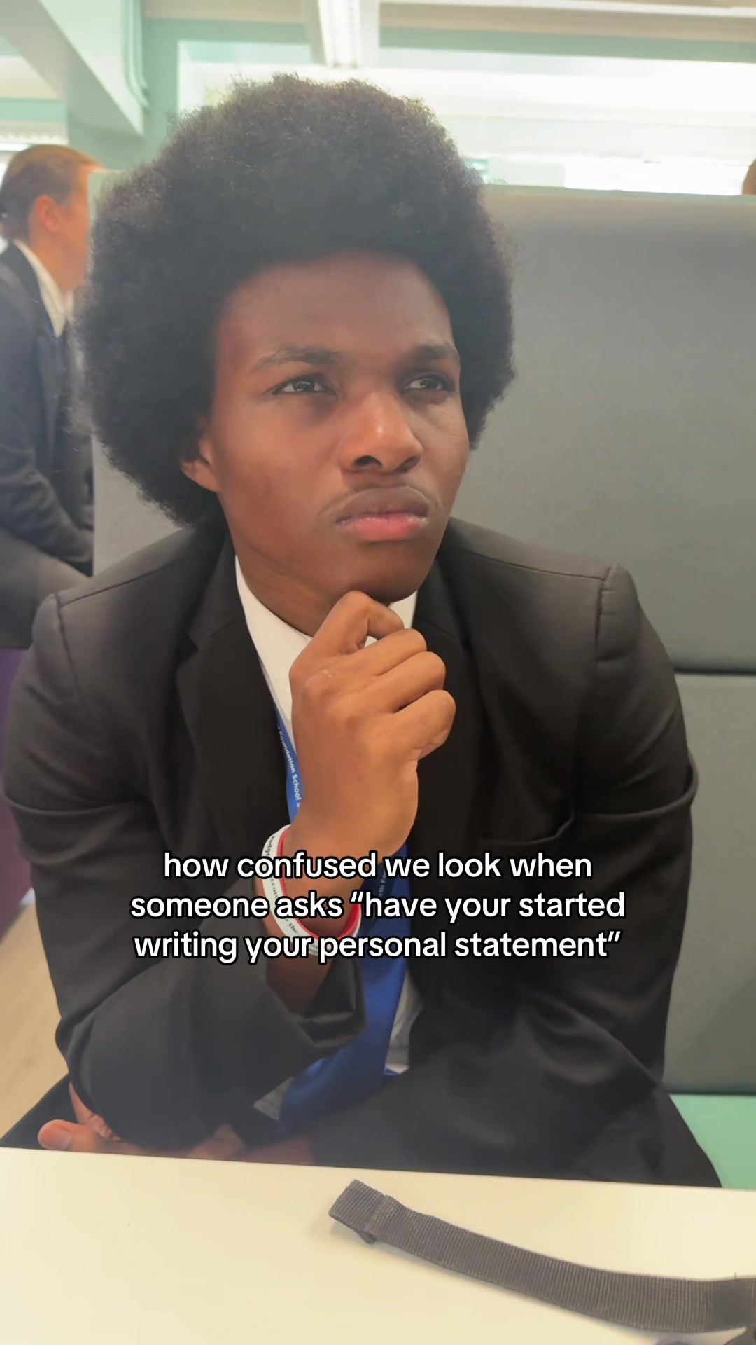 @mo