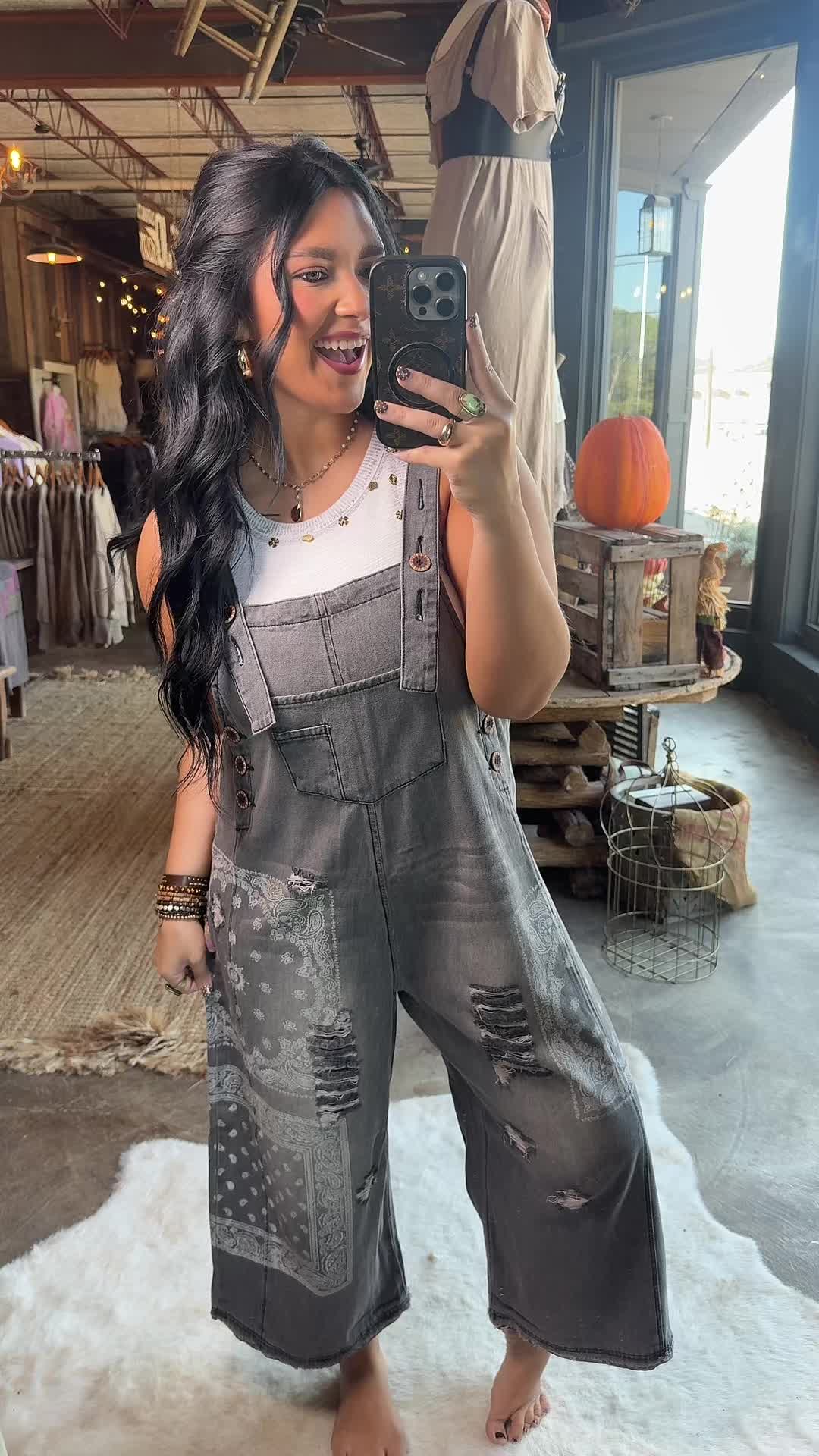 @karmasageboutique