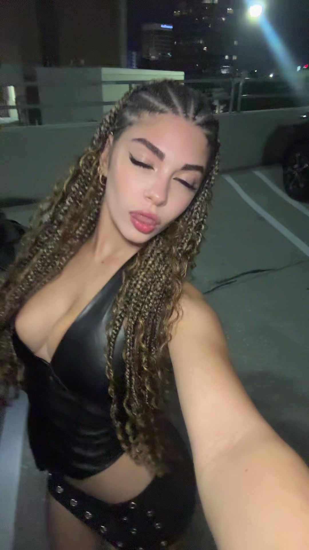 @Alissey<3