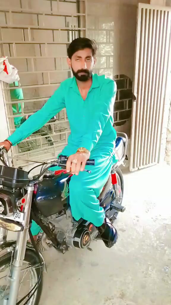 @salmanblouch78