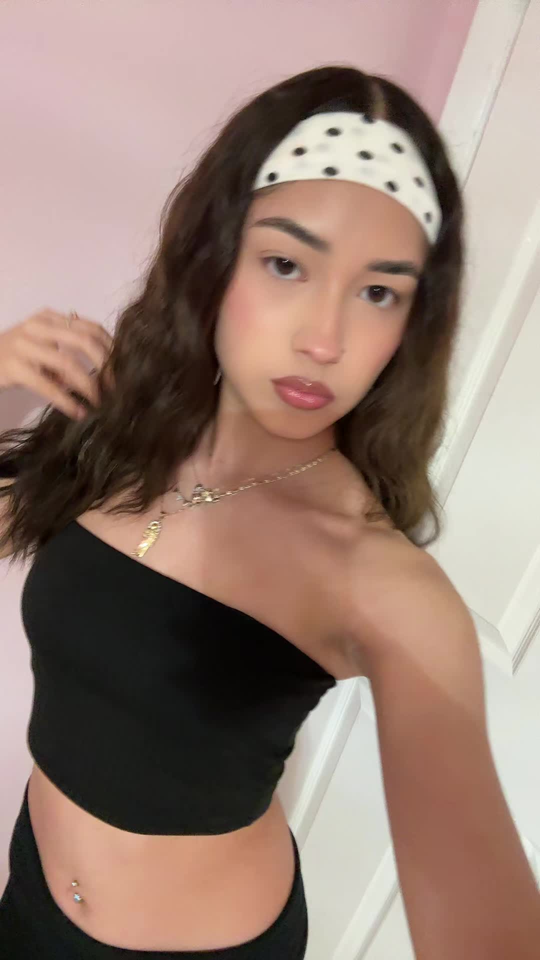 @Neydi ᥫ᭡