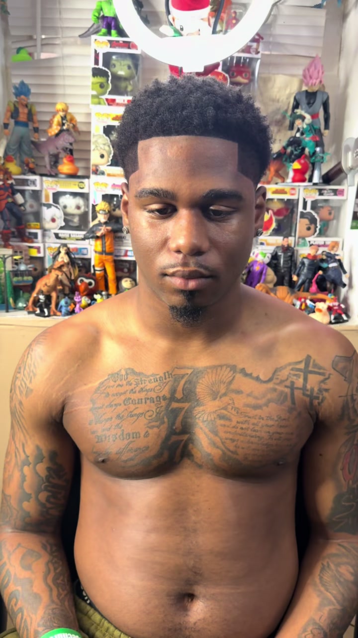 @Desean Logan-Russell🫢🫱🏾
