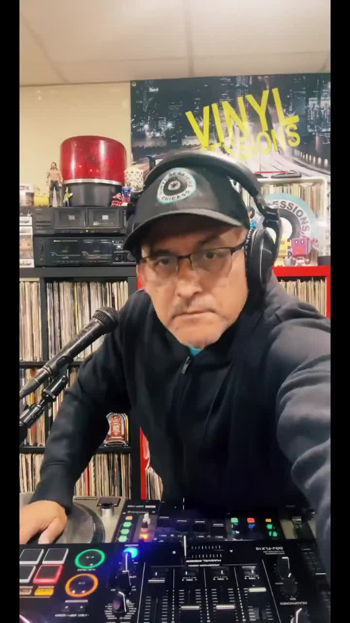 @Vinyl Sessions Chicago