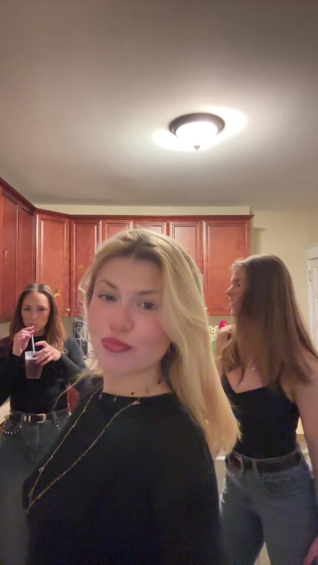 @Sadipoo