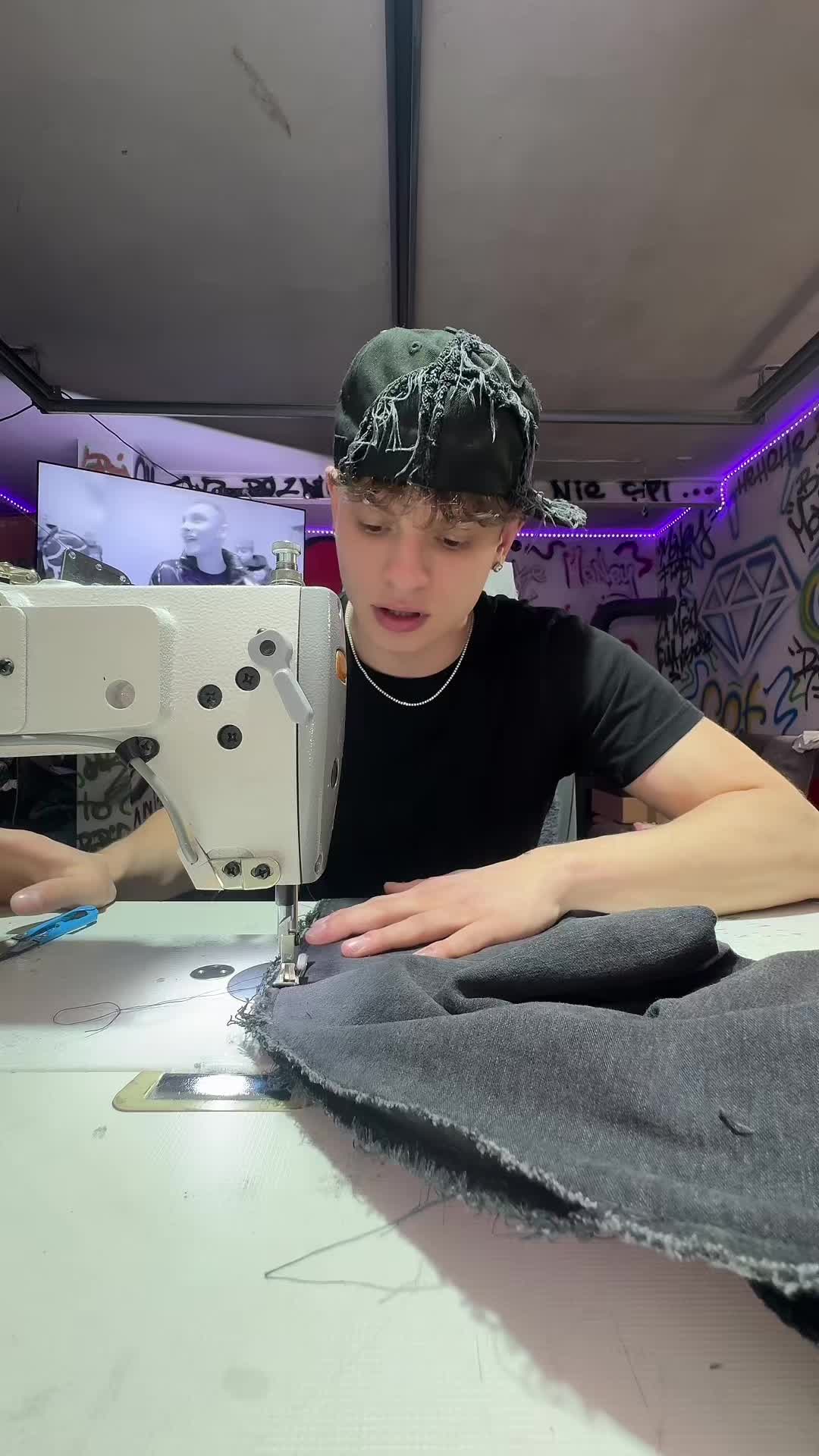 @drippedjeans