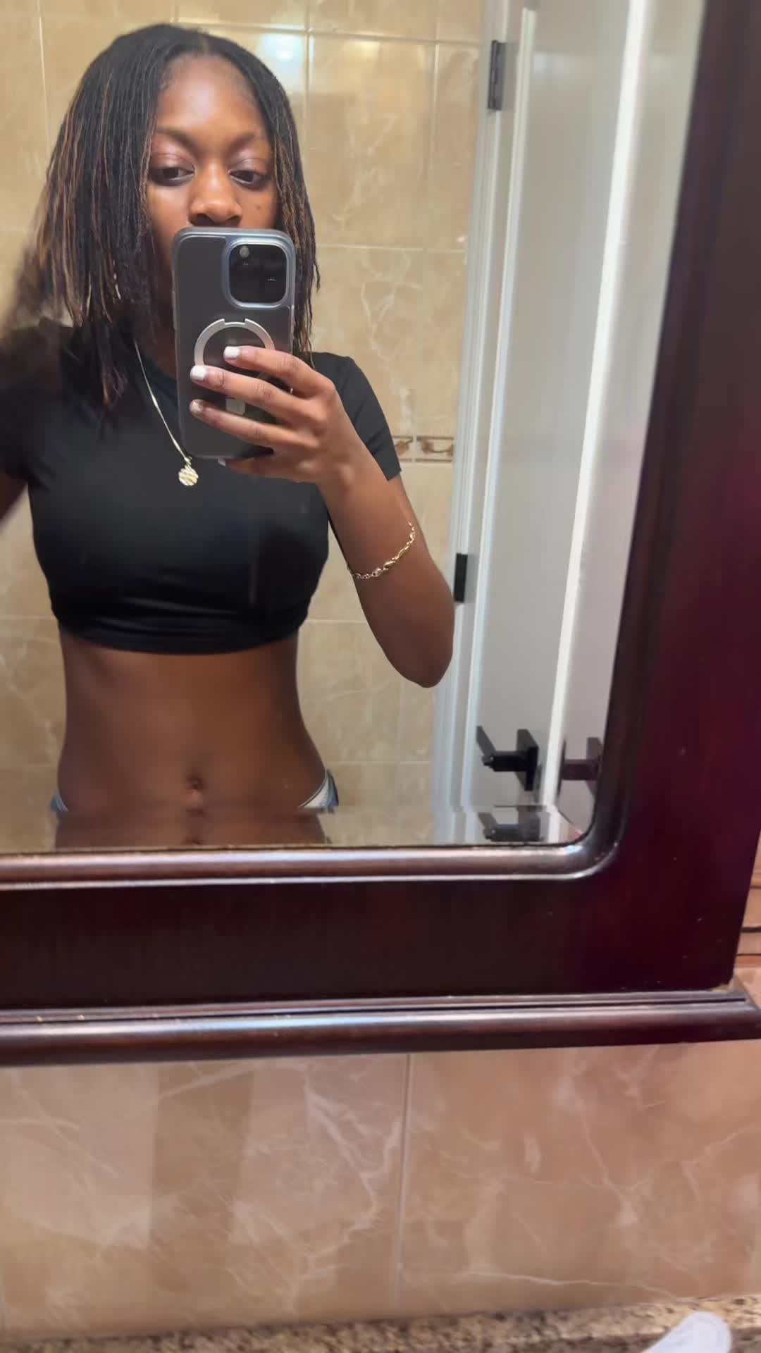 @nadia🤫