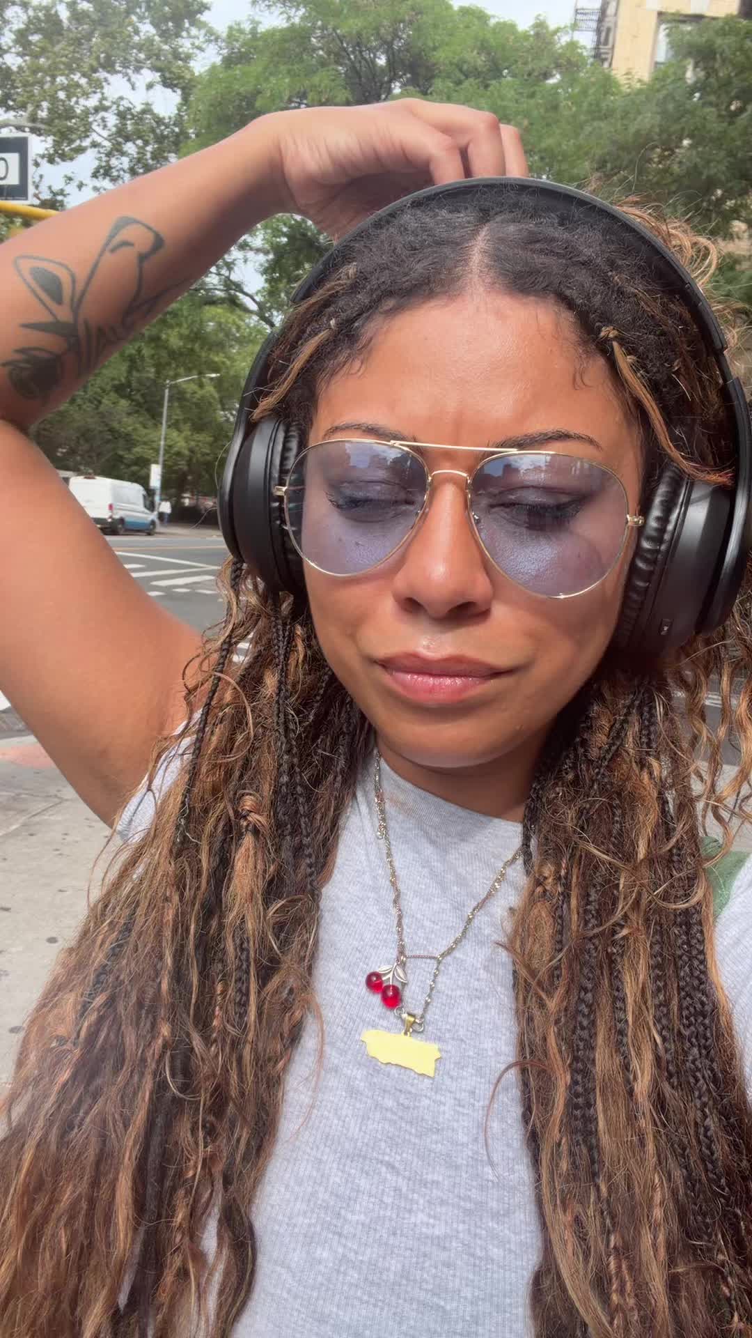 @Yas