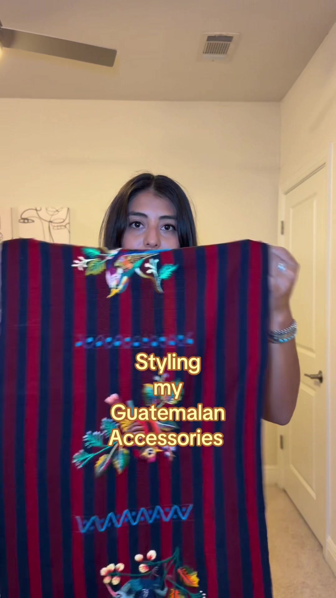 @Johanna | Latina Storyteller