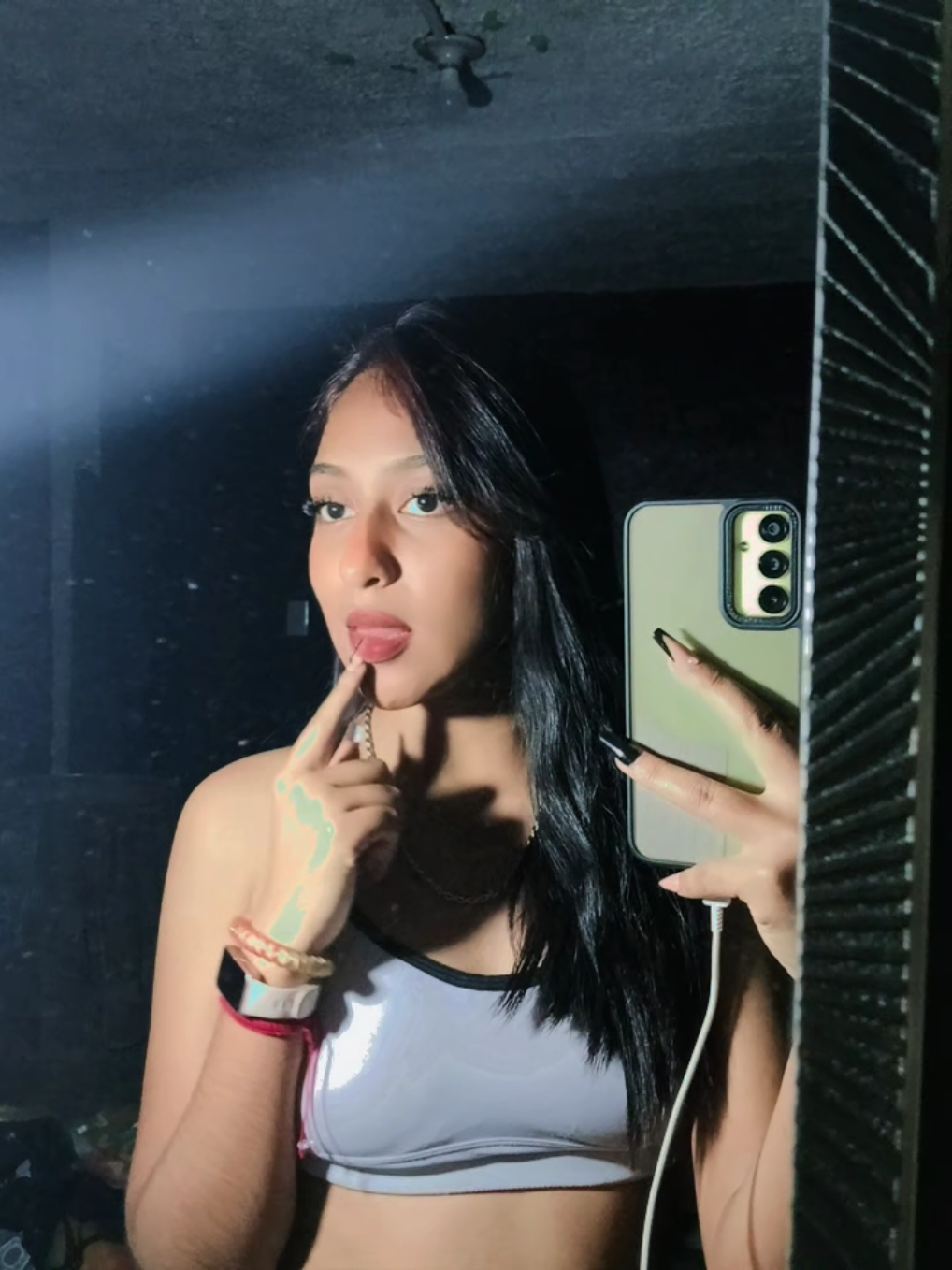 @Mar_13