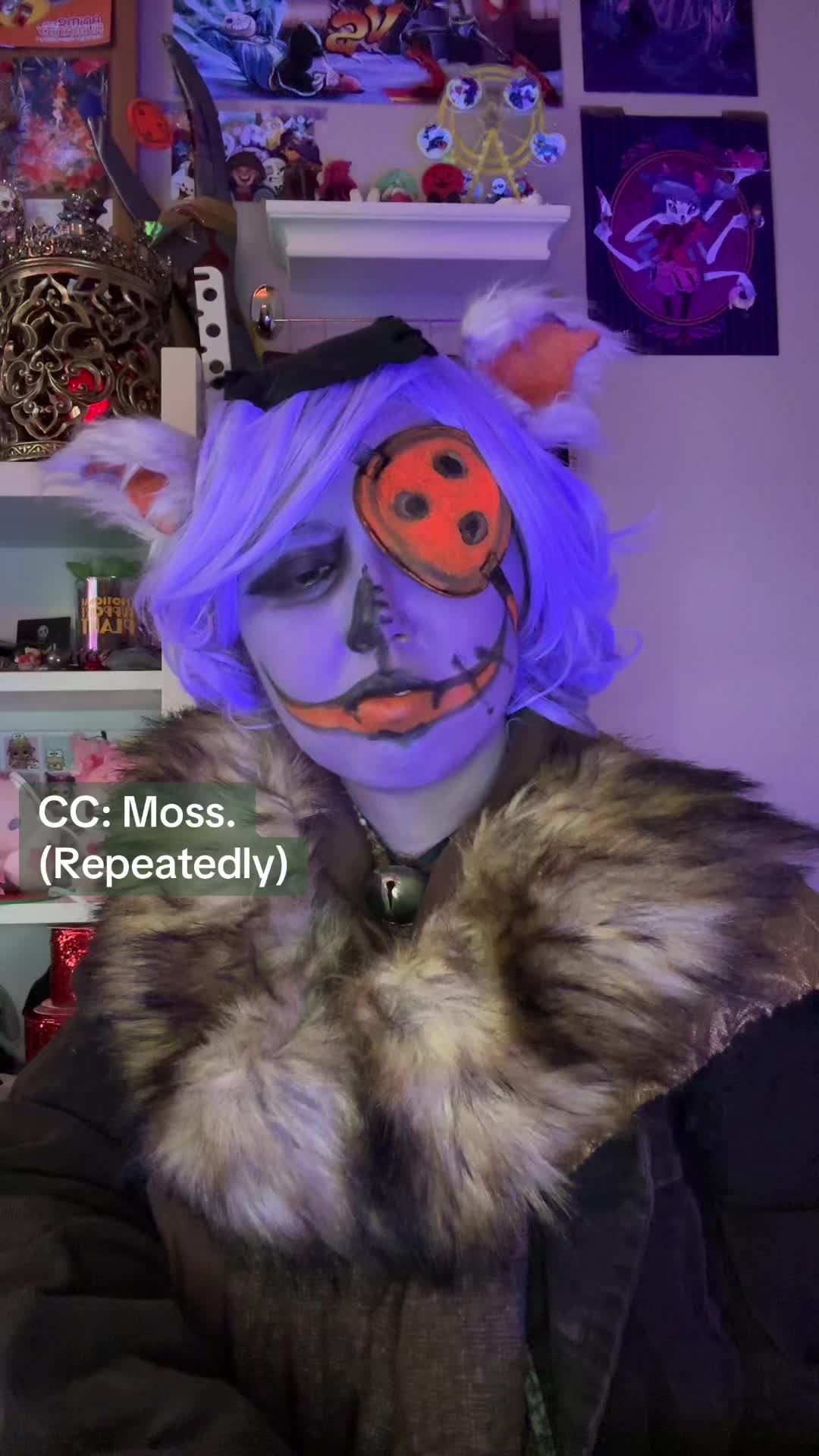 @caretcosplays