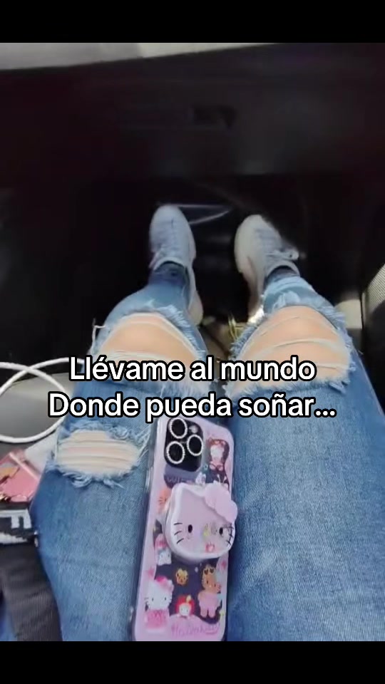 @Aylin luna😊