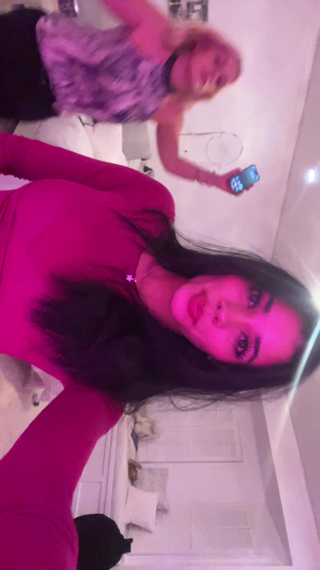 @tcurt⭐️
