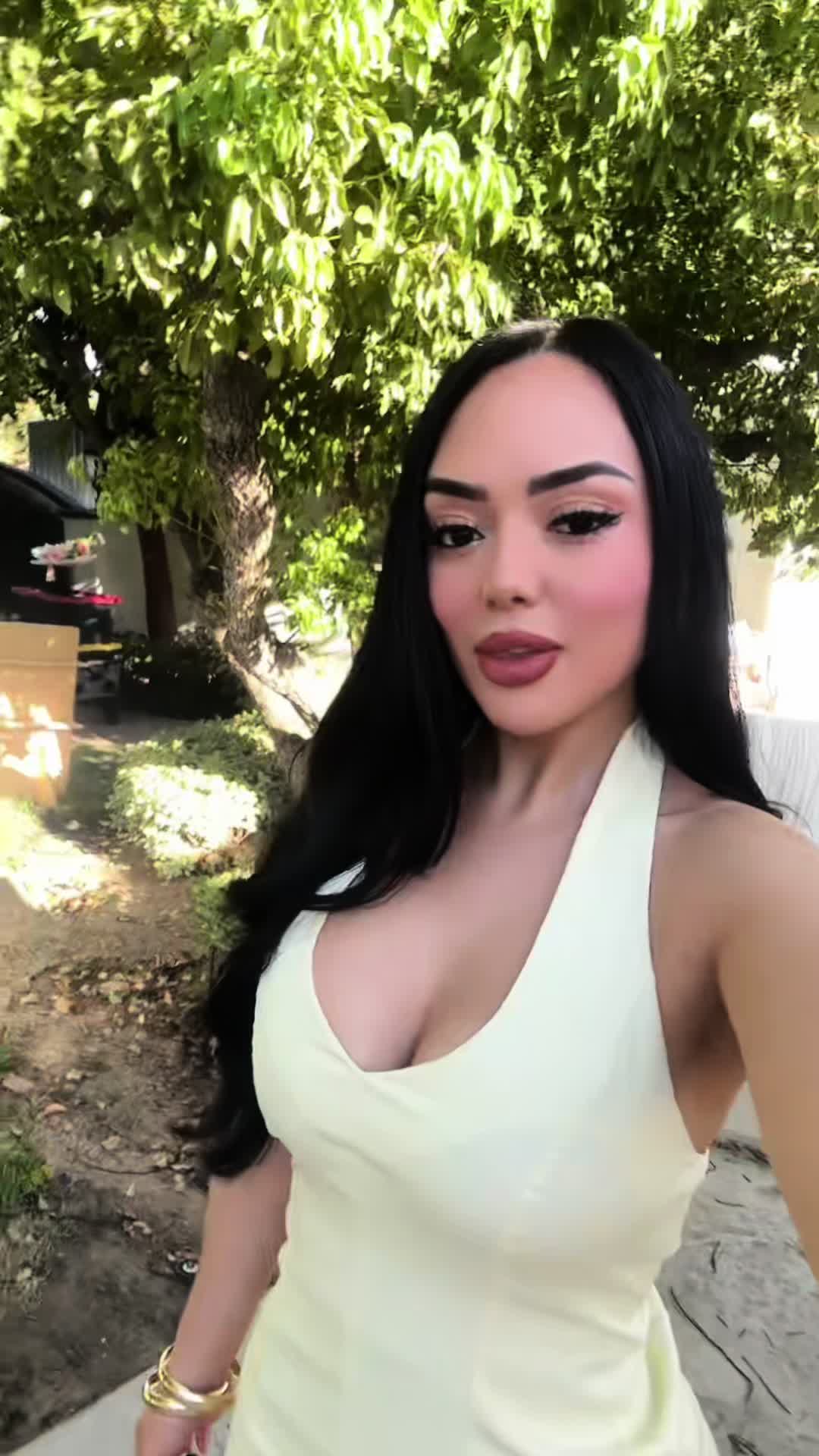 @M e l i