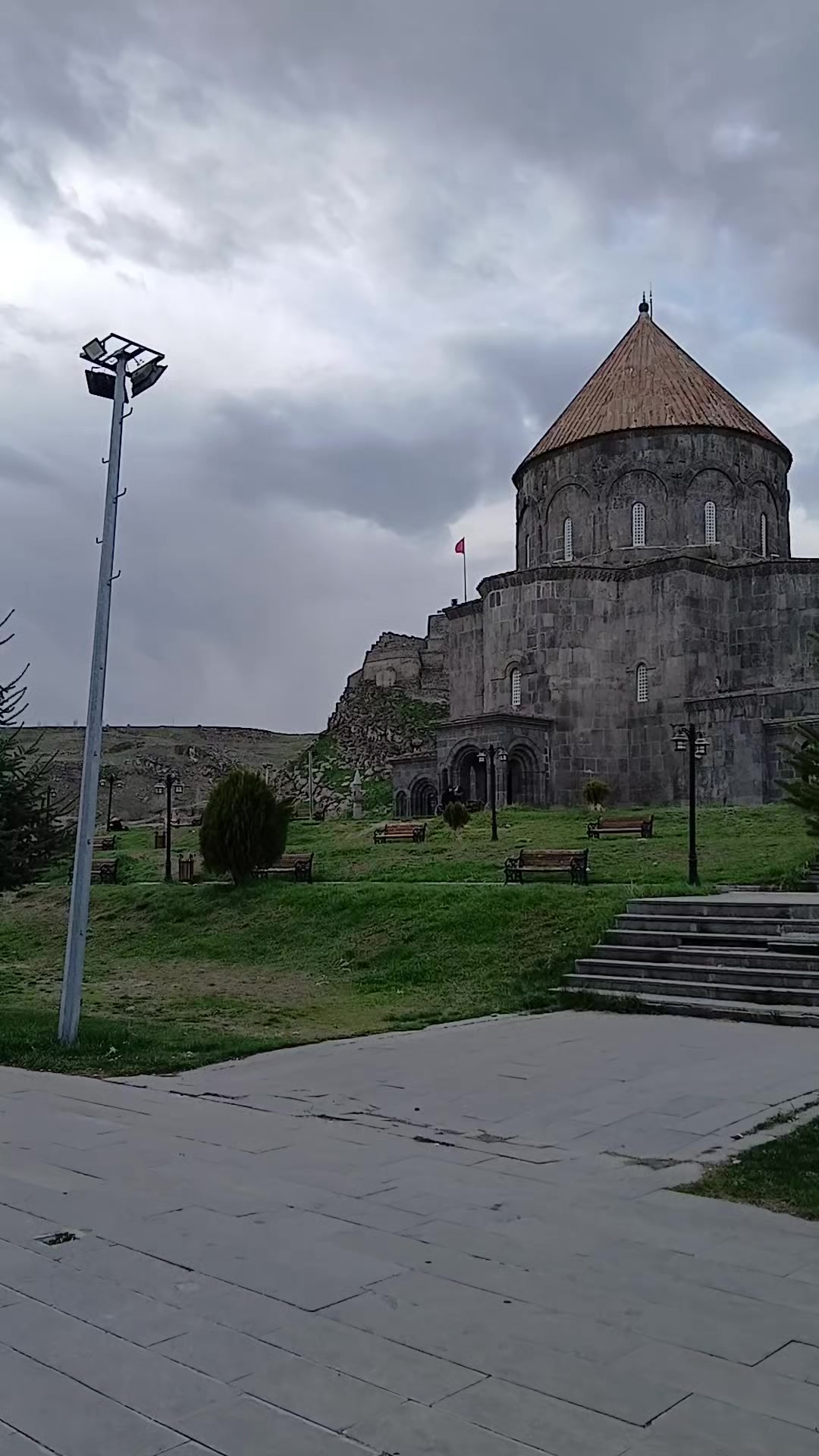 @feridekemer36.