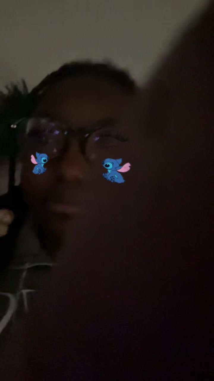 @Sheateandleftnocrumbsperiod567