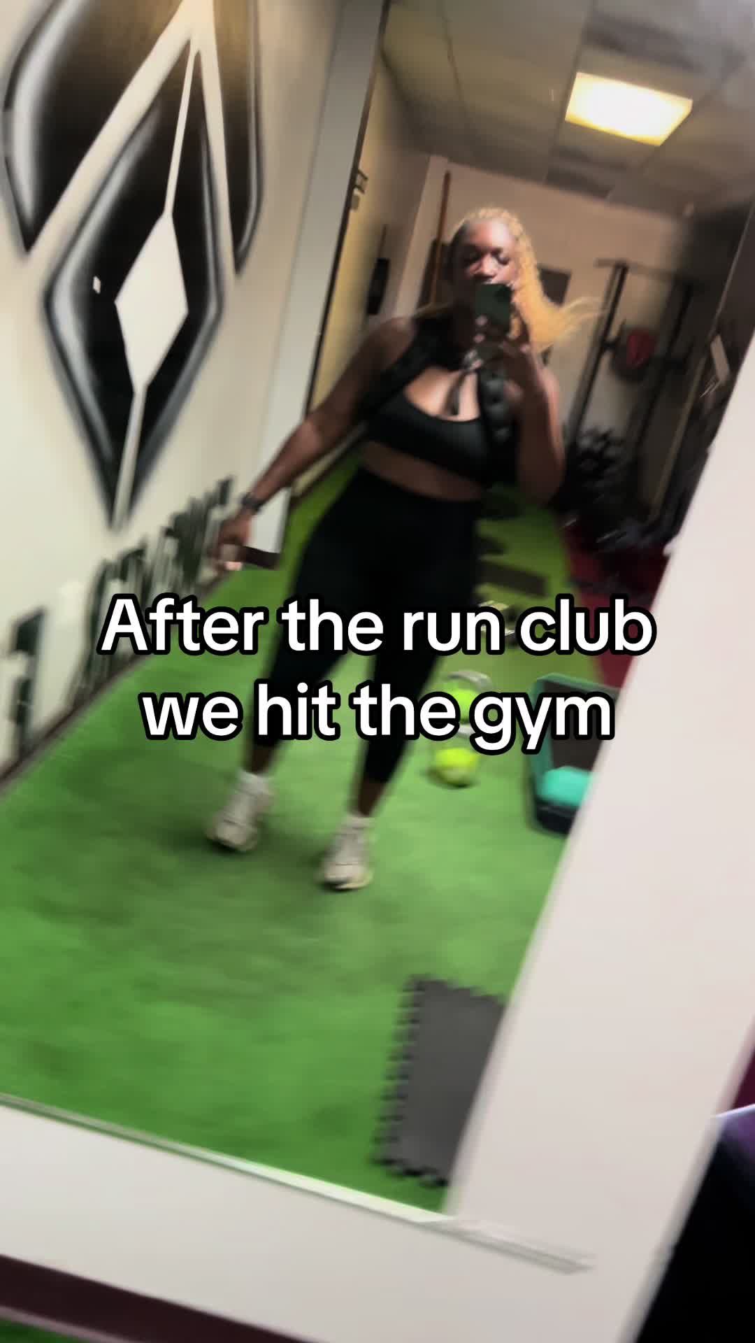 @ArieBfit
