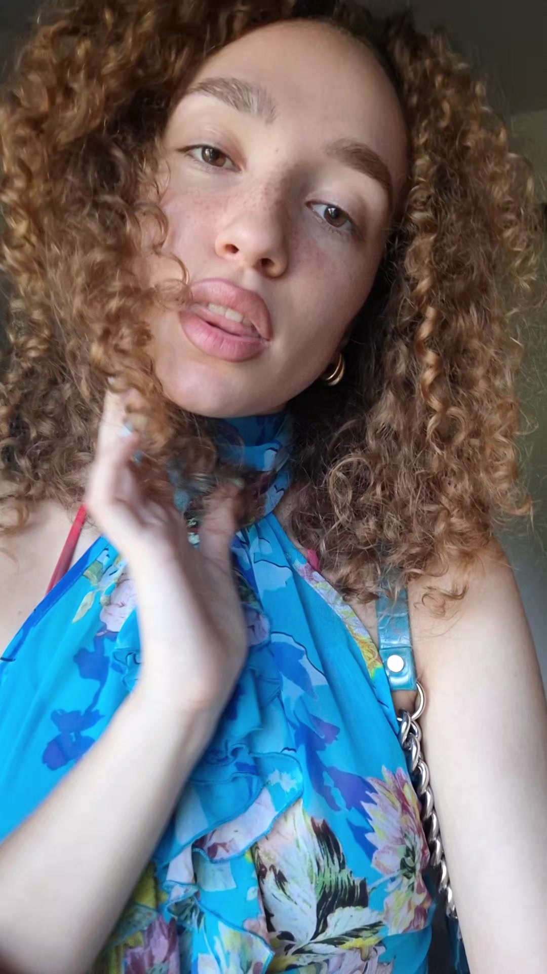 @curlyy_na