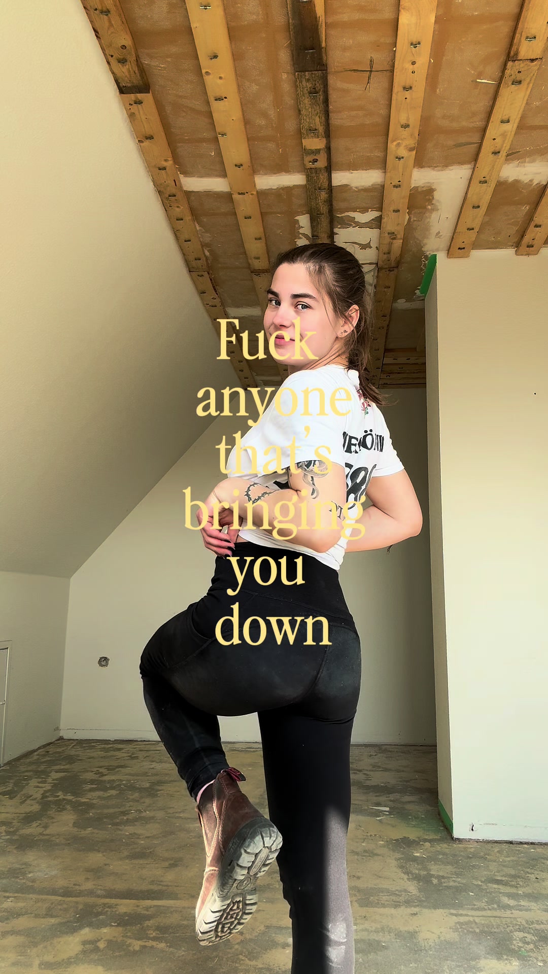 @Lena 👩🏼&zwj;🌾