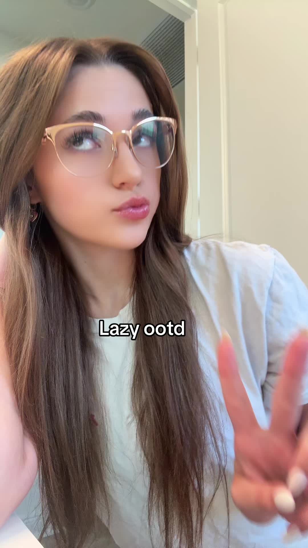 @zzoeyava