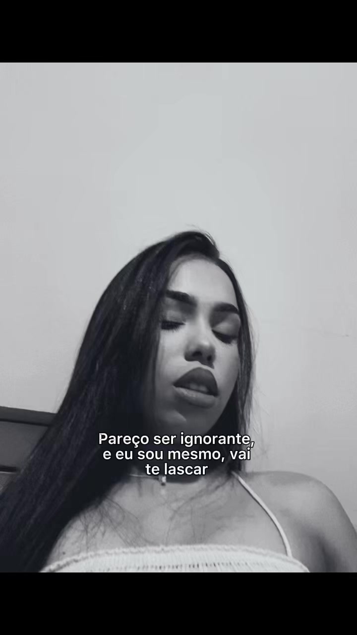 @Vittórya Campos