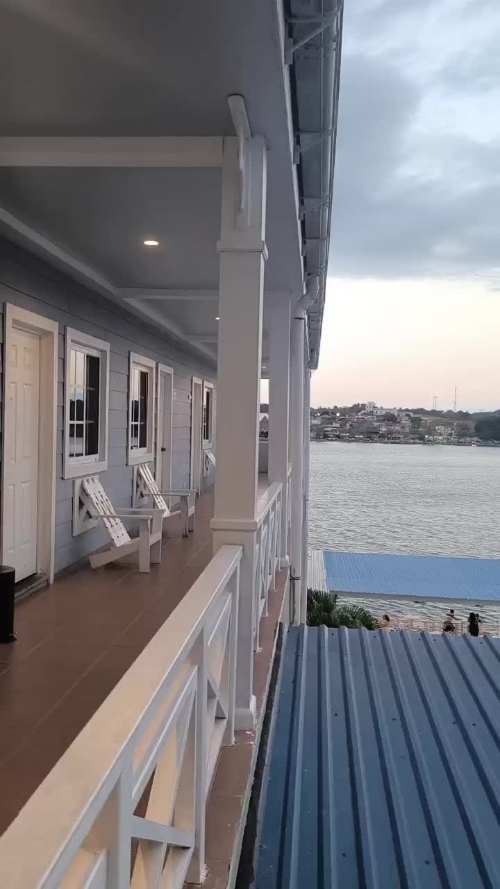 @Escorpión