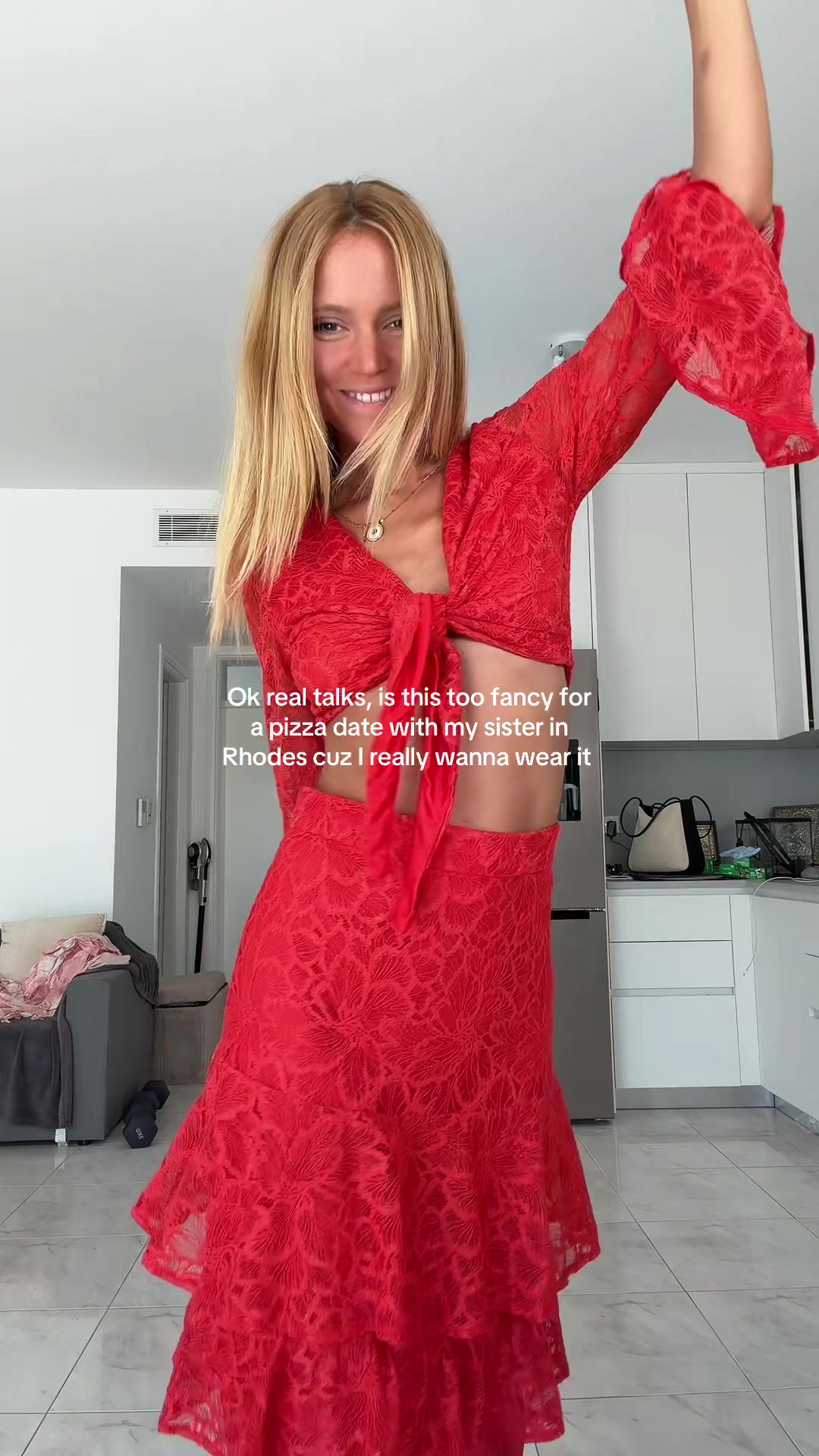 @Bella