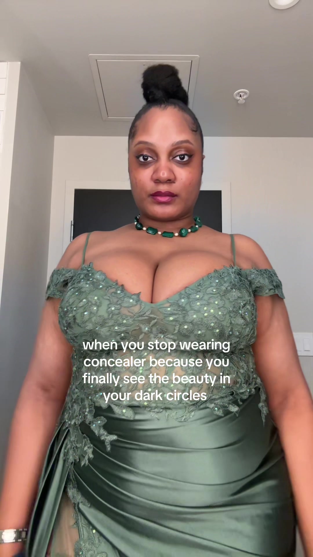 @audreypleasee